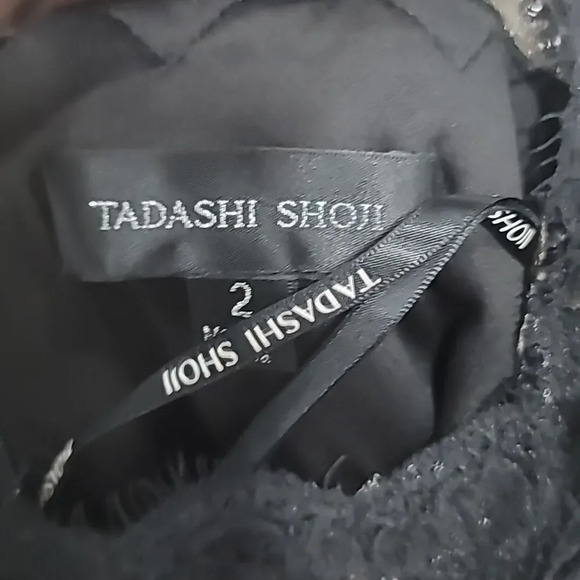 TADASHI Shoji AQUILA LACE SEQUIN GOWN - Picture 12 of 15